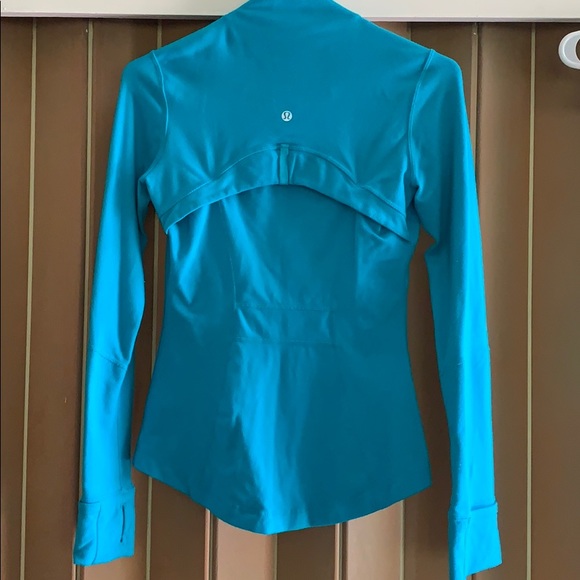 Lululemon jacket - Picture 2 of 3